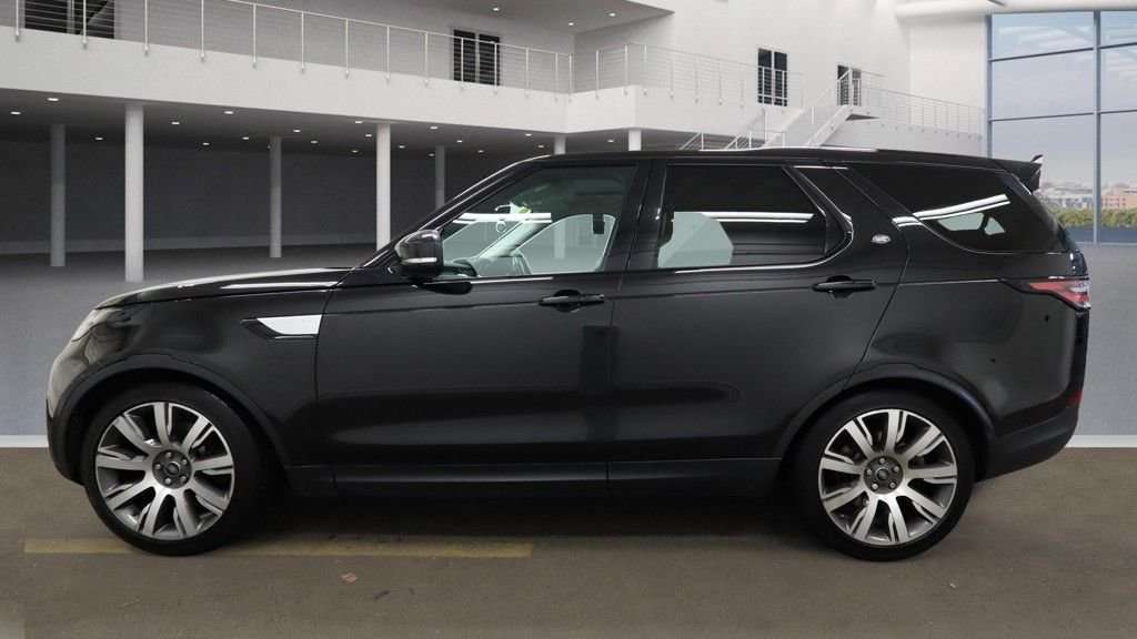 Used Land Rover Discovery 2017 for sale - 76482375: Photo 6