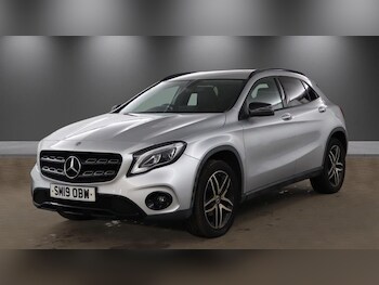 Used Mercedes-Benz GLA 2019 for sale - 78458304: Photo