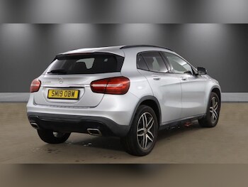 Used Mercedes-Benz GLA 2019 for sale - 78458304: Photo