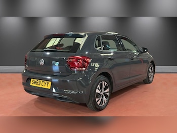 Used Volkswagen Polo 2019 for sale - 79245030: Photo