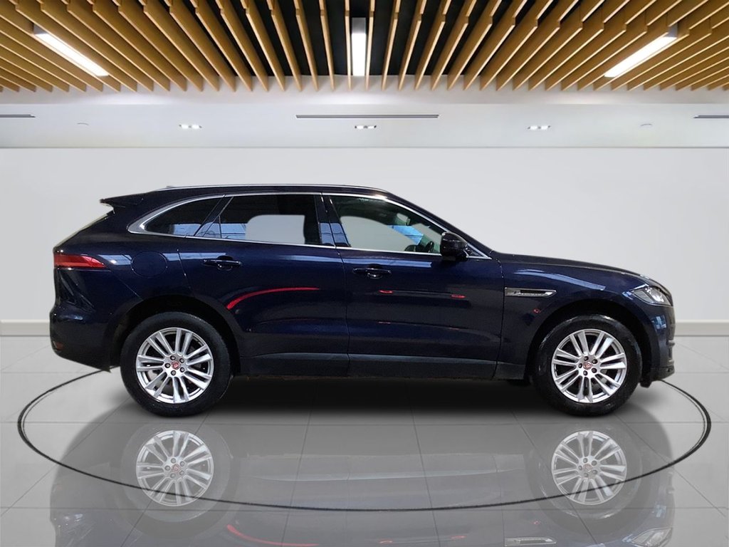 Used Jaguar F-Pace 2018 for sale - 77042572: Photo 8