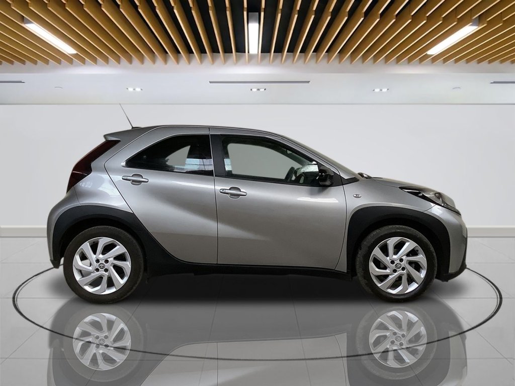 Used Toyota Aygo X 2022 for sale - 78088320: Photo 9