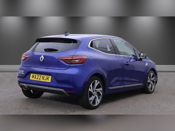 Used Renault Clio 2022 for sale - 79587602: Photo