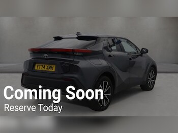 Used Toyota C-HR 2024 for sale - 77368885: Photo