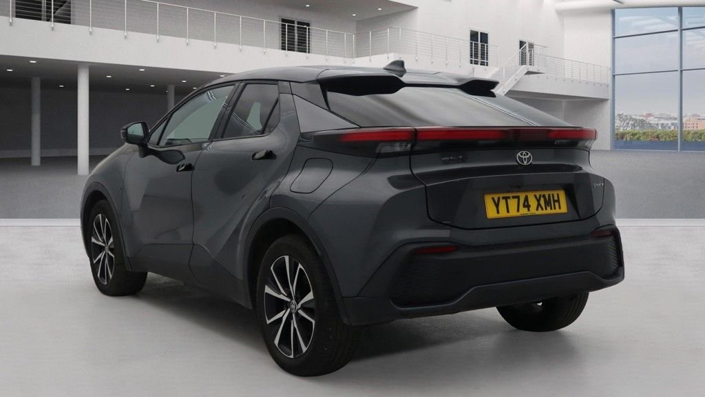 Used Toyota C-HR 2024 for sale - 77368885: Photo 9