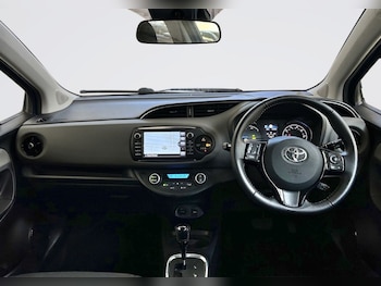 Used Toyota Yaris 2020 for sale - 78444174: Photo