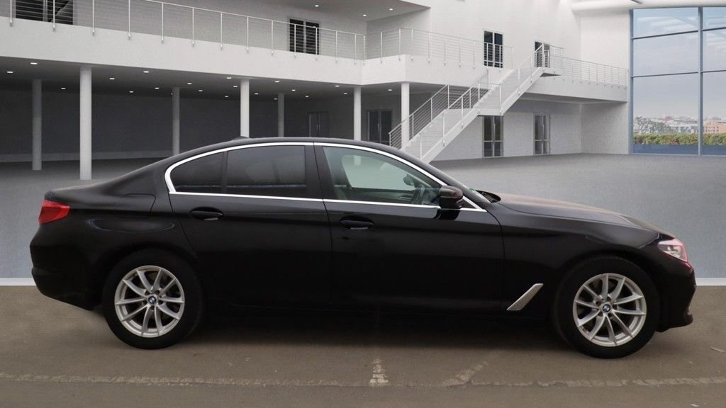 Used BMW 5 Series 2018 for sale - 76376117: Photo 5