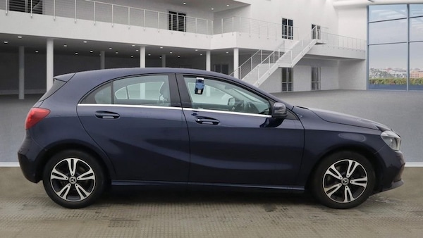 Used Mercedes-Benz A-Class 2018 for sale - 76304259: Photo 5