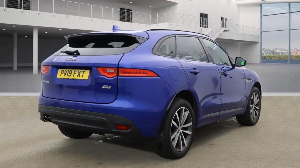 Used Jaguar F-Pace 2019 for sale - 77614206: Photo 4