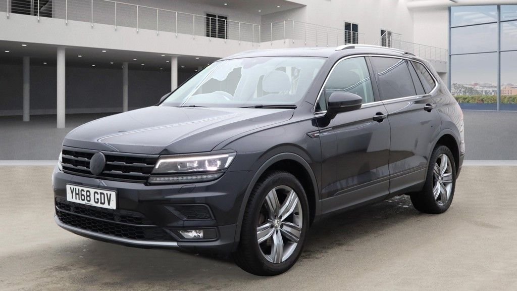 Used Volkswagen Tiguan Allspace 2018 for sale - 76139950: Photo 2