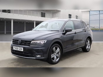 Used Volkswagen Tiguan Allspace 2018 for sale - 76139950: Photo 2