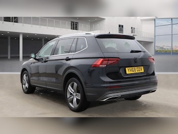 Used Volkswagen Tiguan Allspace 2018 for sale - 76139950: Photo 3