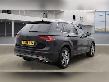Used Volkswagen Tiguan Allspace 2018 for sale - 76139950: Photo 4