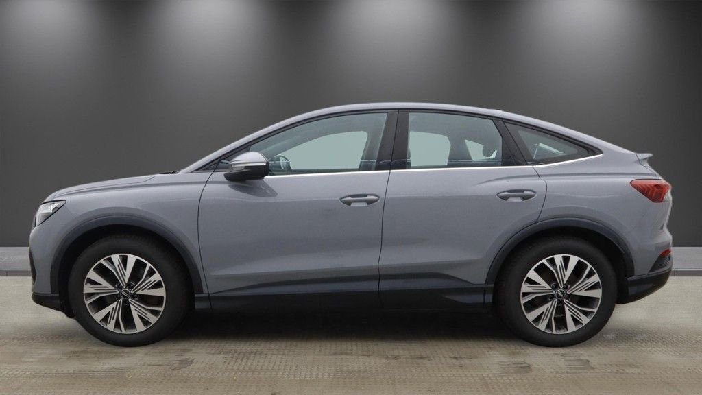 Used Audi Q4 e-tron 2022 for sale - 78134319: Photo 6