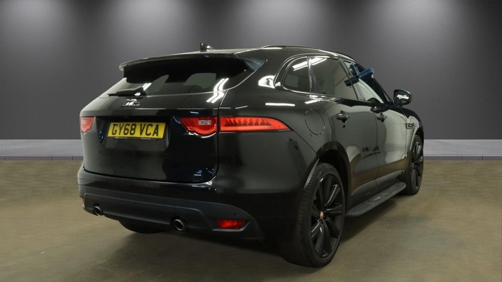 Used Jaguar F-Pace 2018 for sale - 78017453: Photo 4