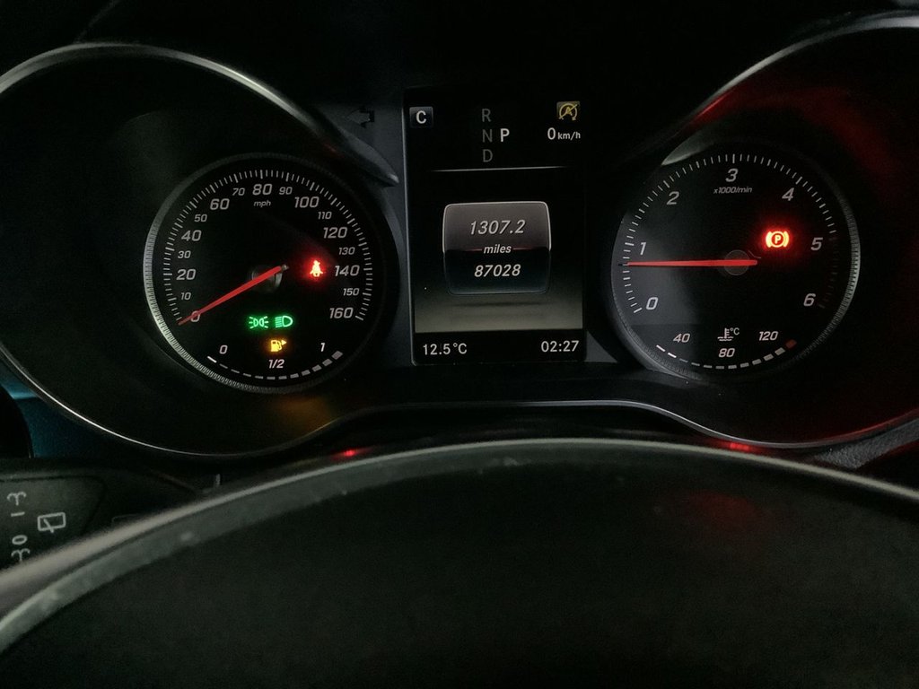 Used Mercedes-Benz GLC 2018 for sale - 76376208: Photo 16