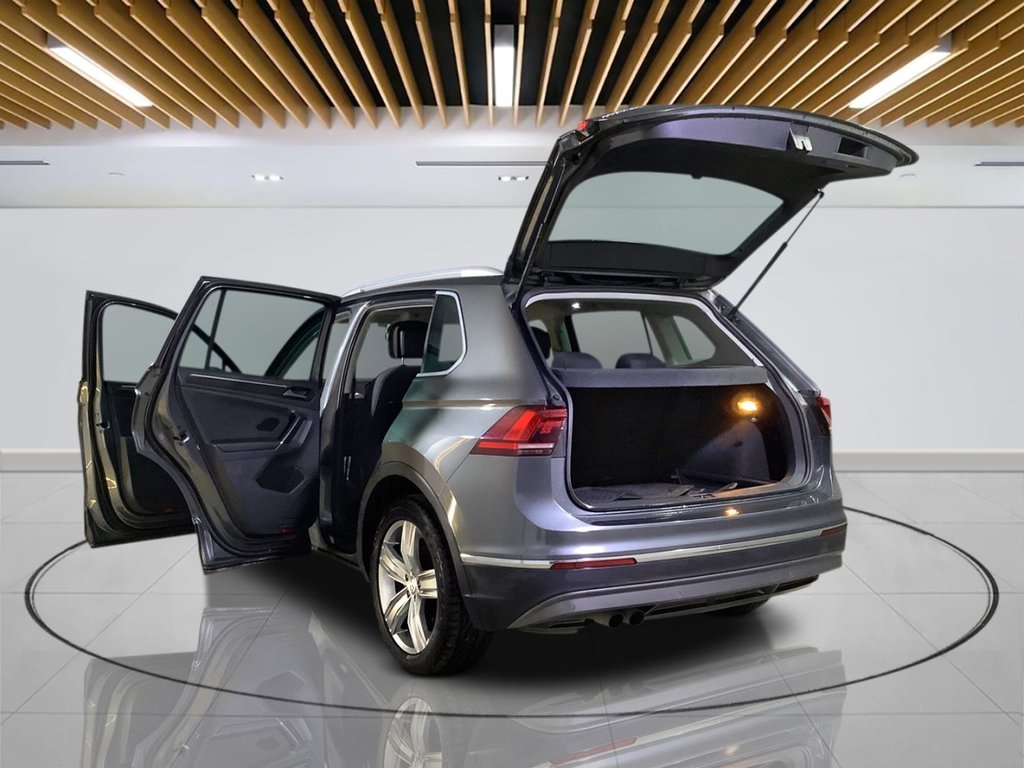 Used Volkswagen Tiguan 2017 for sale - 76631848: Photo 10