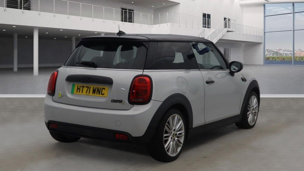 Used MINI Hatch 2022 for sale - 77464378: Photo 4