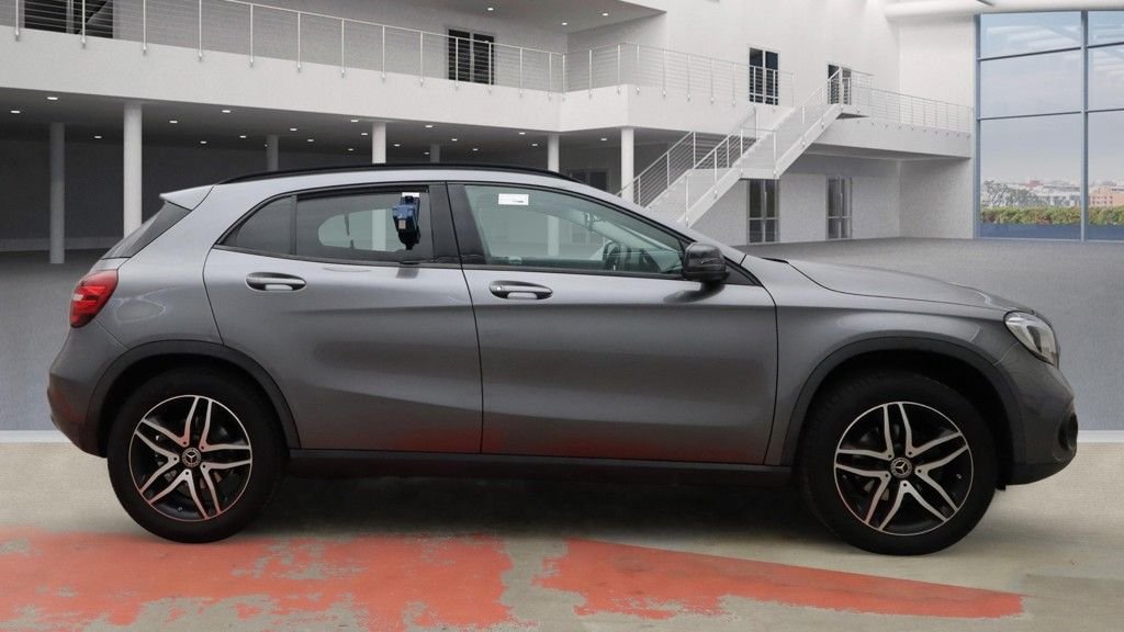 Used Mercedes-Benz GLA 2019 for sale - 77250286: Photo 11