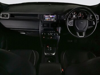 Used Land Rover Discovery Sport 2017 for sale - 75911534: Photo