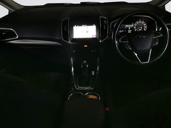 Used Ford S-Max 2018 for sale - 76317075: Photo 3