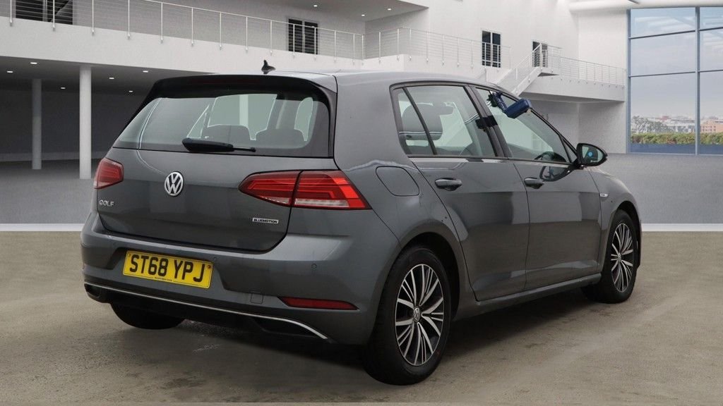 Used Volkswagen Golf 2019 for sale - 76417563: Photo 4