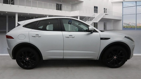 Used Jaguar E-Pace 2018 for sale - 76256728: Photo 5