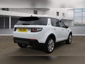 Used Land Rover Discovery Sport 2016 for sale - 76228995: Photo 4