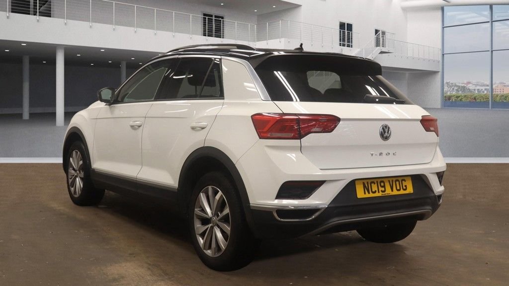 Used Volkswagen T-Roc 2019 for sale - 76546967: Photo 3