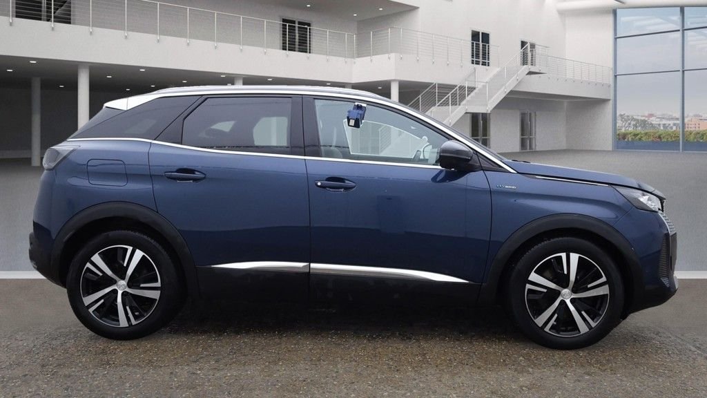 Used Peugeot 3008 2021 for sale - 76496842: Photo 5