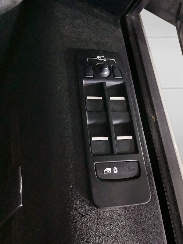 Used Land Rover Discovery Sport 2021 for sale - 76235496: Photo 24