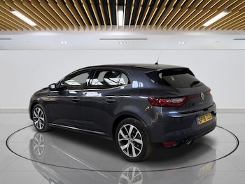 Used Renault Megane 2018 for sale - 79027079: Photo