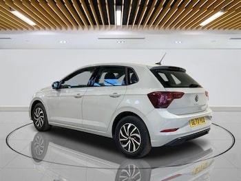 Used Volkswagen Polo 2023 for sale - 77588364: Photo