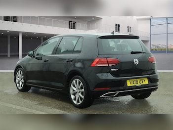 Used Volkswagen Golf 2018 for sale - 77911068: Photo