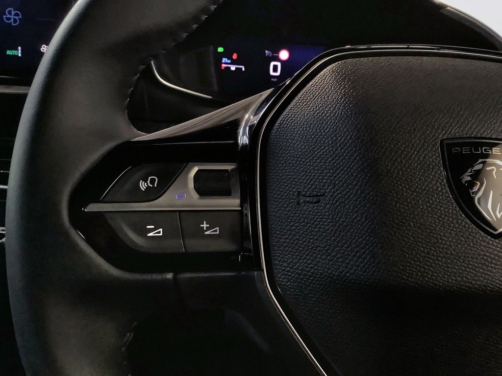 Used Peugeot 2008 2023 for sale - 77621131: Photo 18