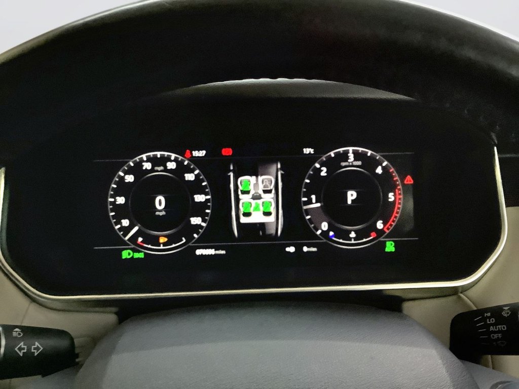 Used Land Rover Range Rover Sport 2018 for sale - 77905079: Photo 11