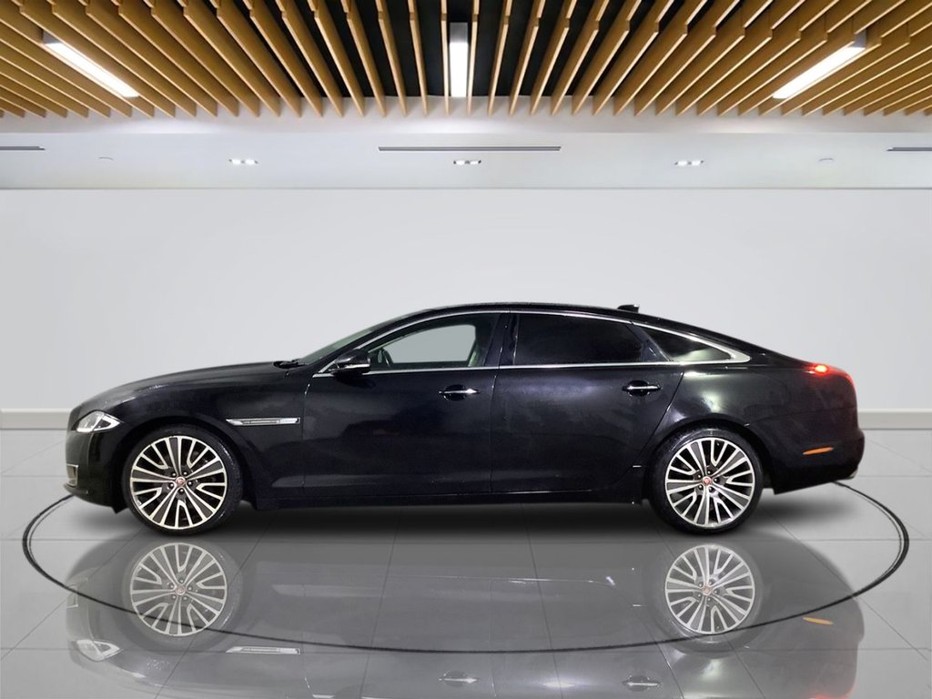 Used Jaguar XJ 2016 for sale - 76173395: Photo 5