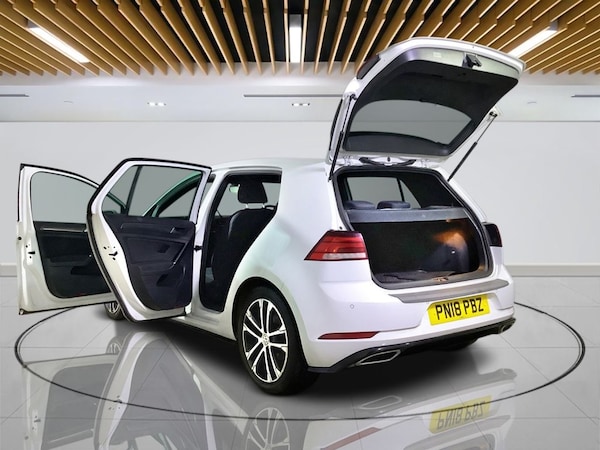Used Volkswagen Golf 2018 for sale - 76210085: Photo 10