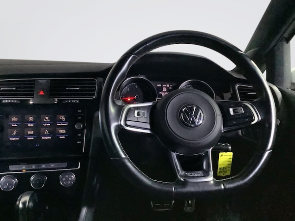 Used Volkswagen Golf 2018 for sale - 76210085: Photo 15