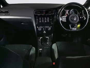 Used Volkswagen Golf 2018 for sale - 76210085: Photo 3