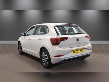 Used Volkswagen Polo 2023 for sale - 78919239: Photo