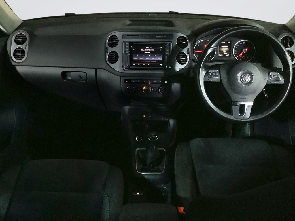 Used Volkswagen Tiguan 2015 for sale - 76406157: Photo 2