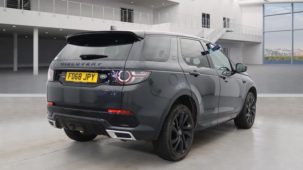 Used Land Rover Discovery Sport 2019 for sale - 76376127: Photo 4