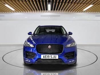 Used Jaguar F-Pace 2019 for sale - 78805750: Photo