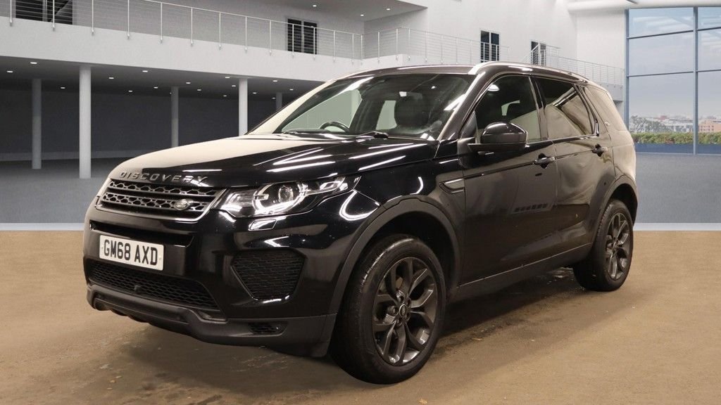 Used Land Rover Discovery Sport 2019 for sale - 76470409: Photo 2