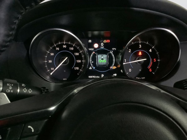 Used Jaguar F-Pace 2018 for sale - 76147370: Photo 16