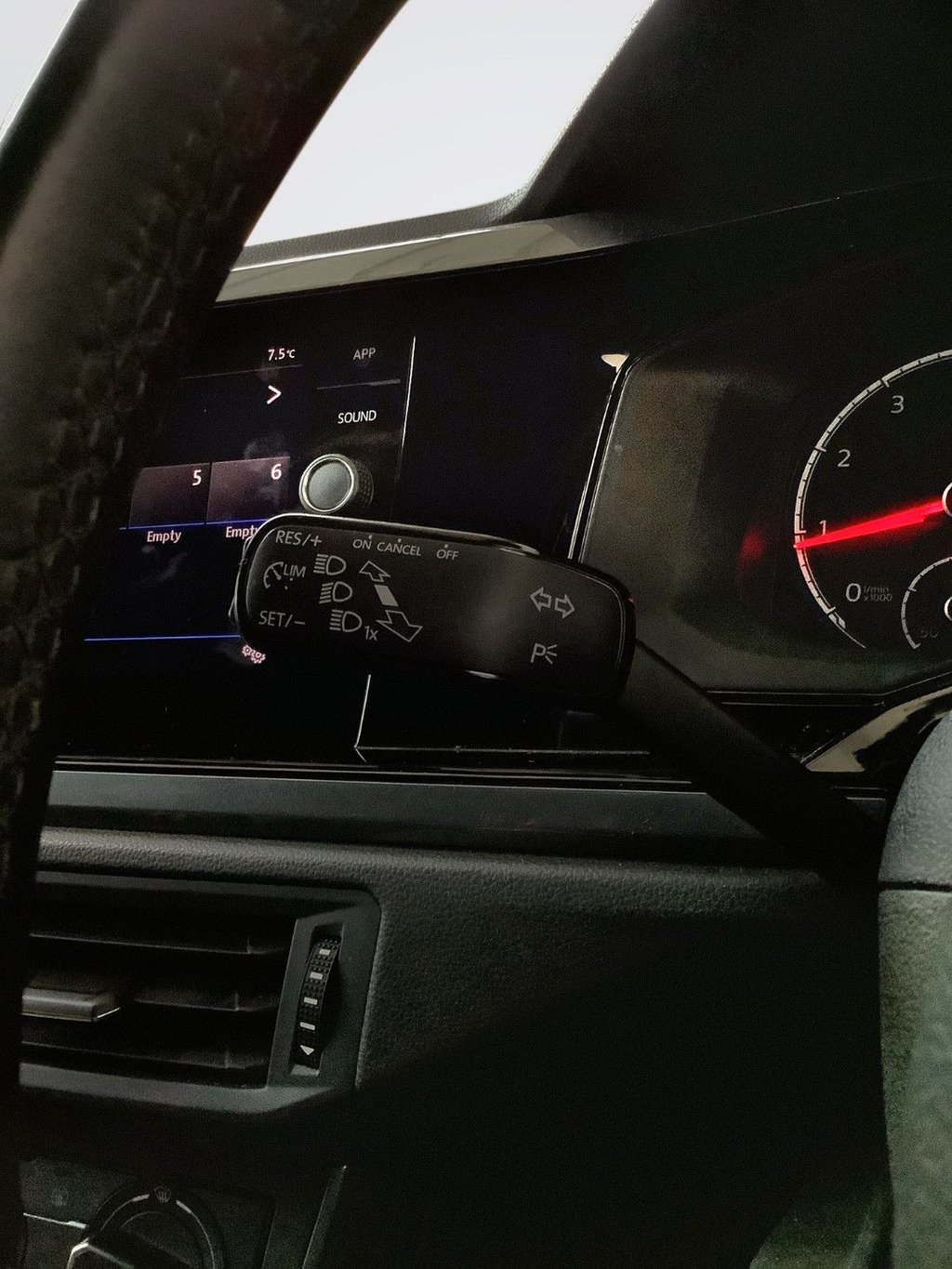 Used Volkswagen Polo 2020 for sale - 77936204: Photo 20