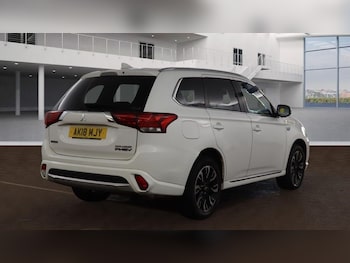 Used Mitsubishi Outlander 2018 for sale - 75843001: Photo