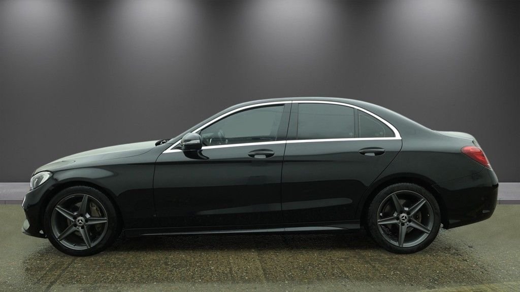 Used Mercedes-Benz C Class 2018 for sale - 78056260: Photo 6