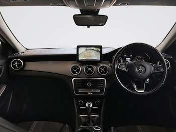 Used Mercedes-Benz GLA 2019 for sale - 79209887: Photo